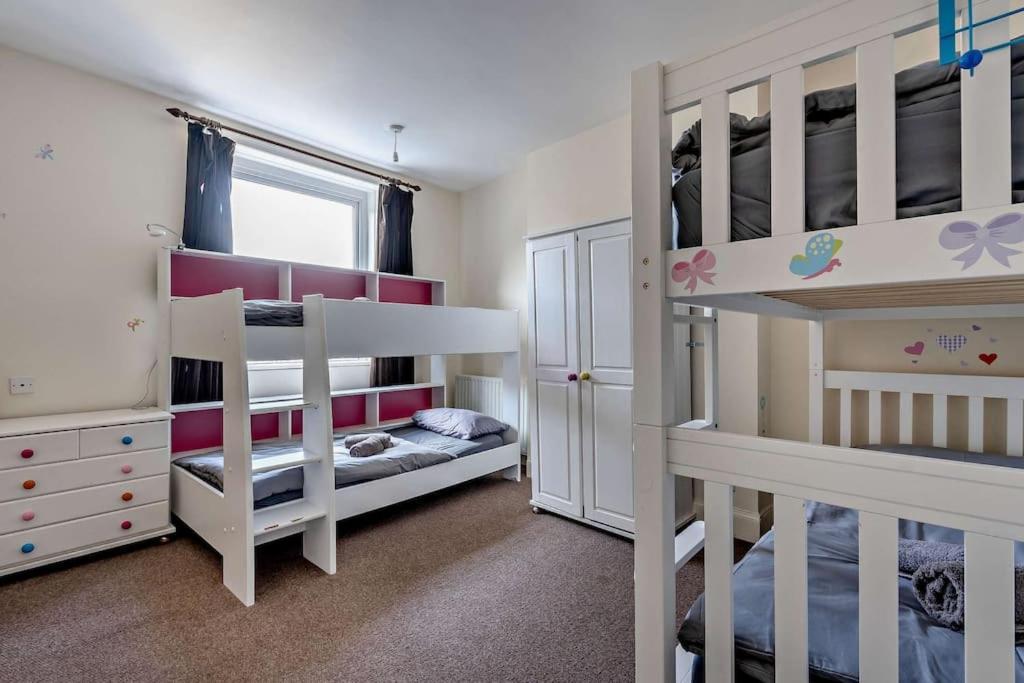 Dizzy Heights Swanage Sleeps 10 With Amazing Views Villa Kültér fotó