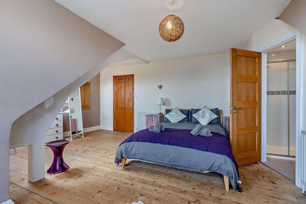 Dizzy Heights Swanage Sleeps 10 With Amazing Views Villa Kültér fotó